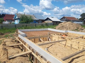 Одноэтажный дом из газобетона с гаражом