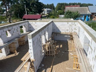 Одноэтажный дом из газобетона с гаражом