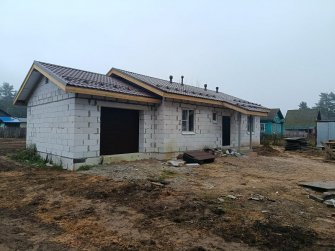 Одноэтажный дом из газобетона с гаражом