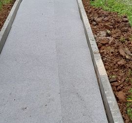 Устройство дорожки из брусчатки